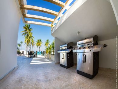 Luxury Eight Bedroom Vacation Beach Villa with Private Pool